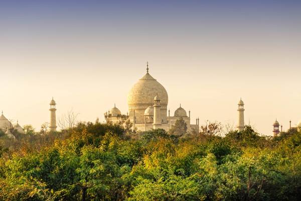 Delhi to Taj Mahal Sunrise and Return_ Old Delhi Tour