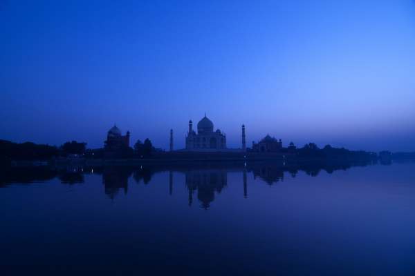 Moonlight Taj Mahal Tour (2)